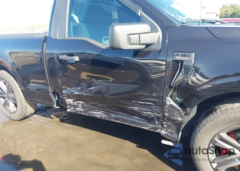 2023 Ford F-150 Xl z USA, uszkodzony, nr VIN 1FTMF1C56PKG11677